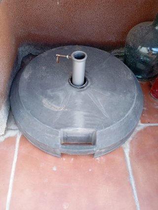 Soporte base para sombrilla