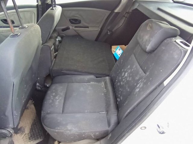 Renault 140398 puerta delantera 801009742r megane