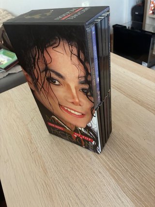 Colección Michael Jackson 7 CD + 3 DVD + 2 Libros