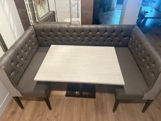 Bancada Rinconera Capitoné y Mesa de Comedor