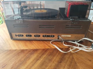 Tocadiscos Sanyo Vintage