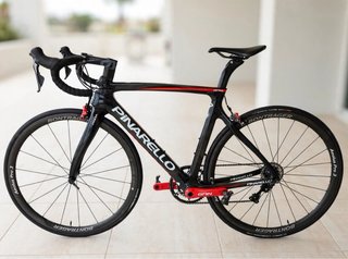 Pinarello GAN T.52 Carbono - Ruedas Bontrager