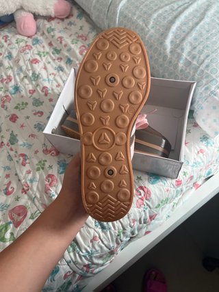 Zapatillas plataforma marrones y rosas