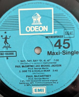 Paul McCartney & Michael Jackson - Say Say Say