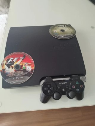 Consola PlayStation 3 (PS3) con 2 juegos