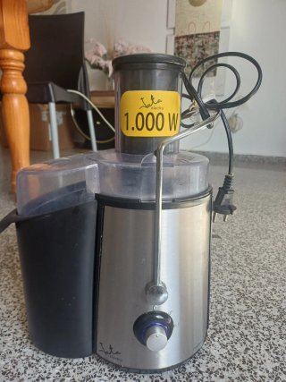 Extractor de zumos Jata 1000W