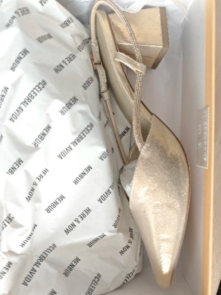 Zapatos Menbur Dorados