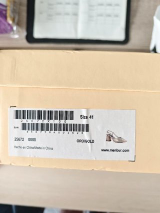Zapatos Menbur Dorados