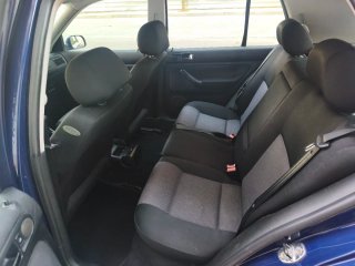 Volkswagen Golf 2003
