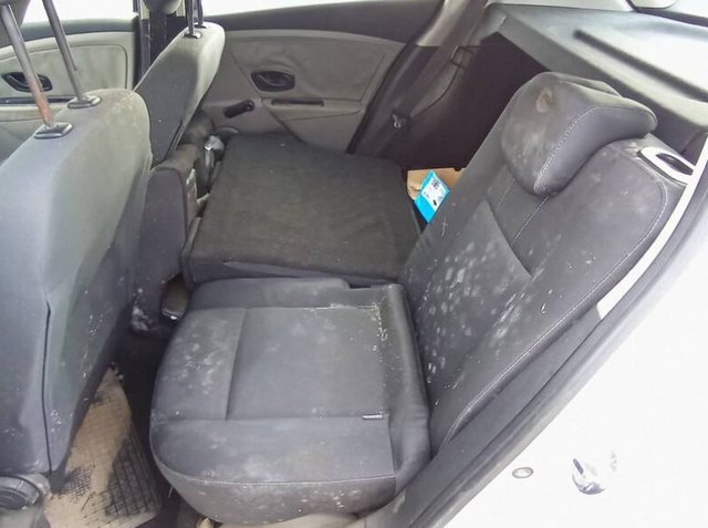 141019 821003885r puerta tras izq renault megane