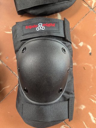 Set de Protecciones Skate Triple8
