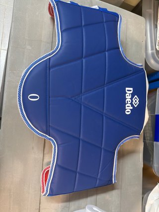 Peto Taekwondo Daedo Talla 0 Azul/Rojo