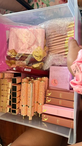Lote de maquillaje VICCA