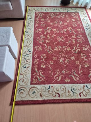 Alfombra de lana burdeos y beige