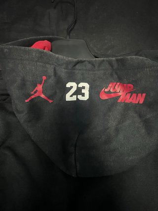 Sudadera Jordan Negra y Roja
