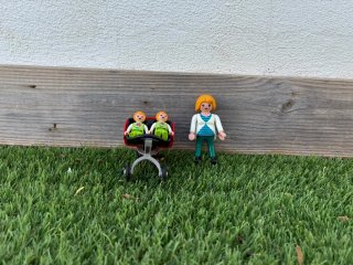 Playmobil Madre con Carrito Gemelar