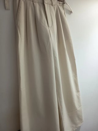 Pantalón de vestir ancho beige Talla 38
