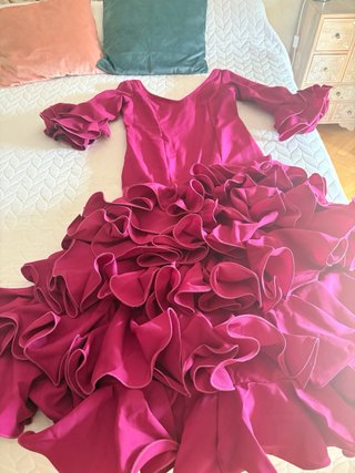 Traje de flamenca buganvilla, talla 46 Usado 1 vez