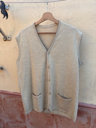 Chaleco de punto beige