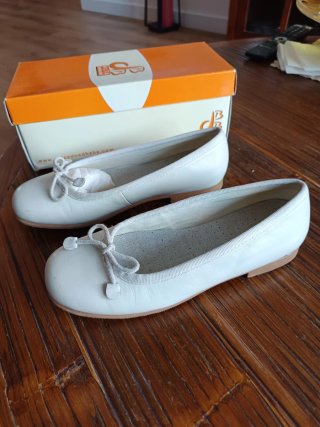 Bailarinas de Piel Beige Talla 36