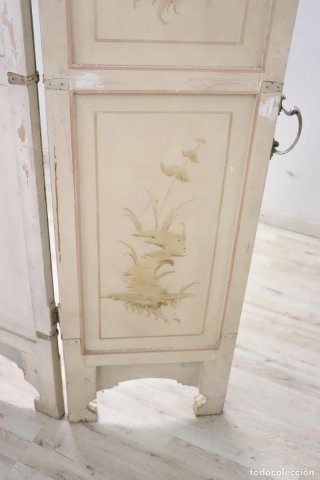 Biombo antiguo con espejos