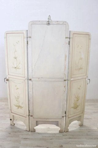 Biombo antiguo con espejos