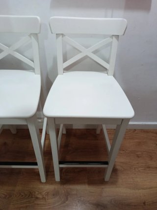 Conjunto de 2 taburetes Altos IKEA ROSENTORP Blanc