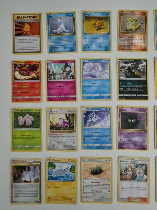 Mazzo 50 carte Pokémon