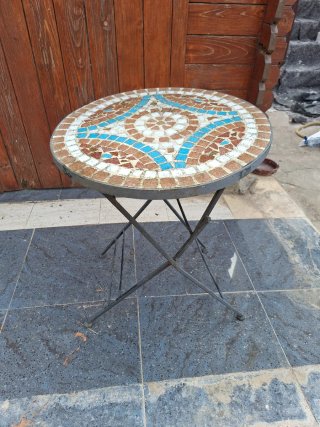 Mesa de jardín redonda mosaico