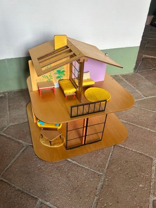 Casita de Muñecas Estilo Moderno