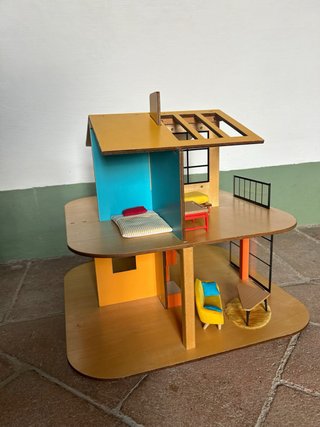 Casita de Muñecas Estilo Moderno