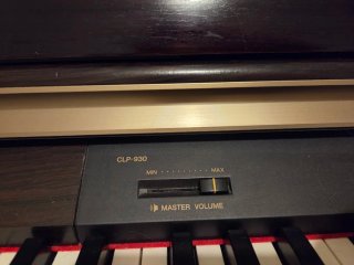 Piano Yamaha Clavinova CLP-930 + banqueta
