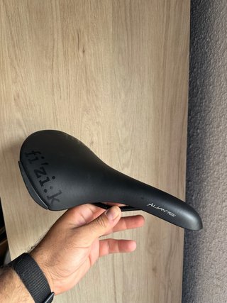 Sillín Fizik Aliante Negro