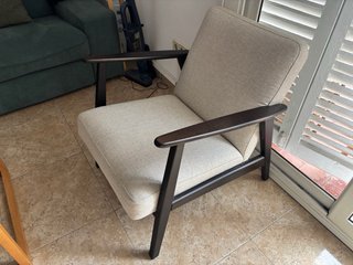 Butaca Ekenäset Ikea Beige y Negra