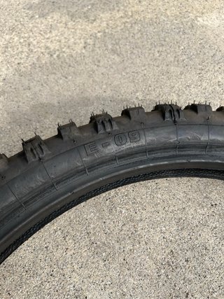 Pneu Mitas E09 90/90-21 Dakar TL