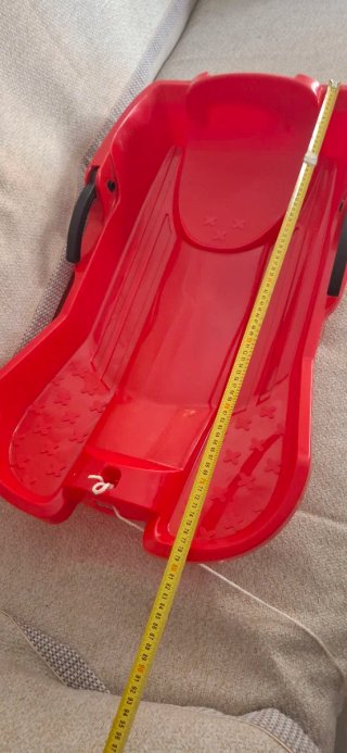 Trineo Rojo de Nieve