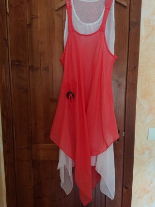 Vestido Asimétrico Rojo y Blanco