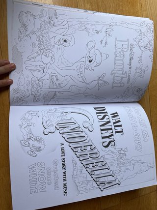 Disney. Carteles Míticos para colorear (Hachett...