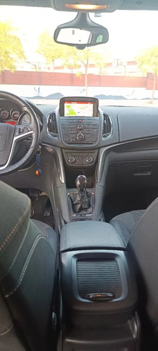 Opel Zafira Tourer 2016