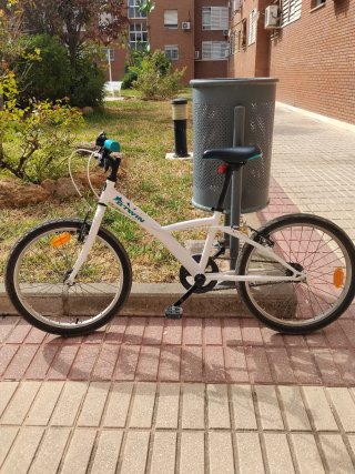 Bicicleta infantil BTWIN 20 buen estado