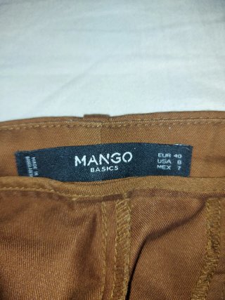 Pantalón de vestir Mango marrón talla 40