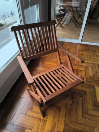 Silla de jardín de madera plegable