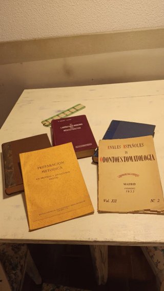 Lote libros antiguos odontología