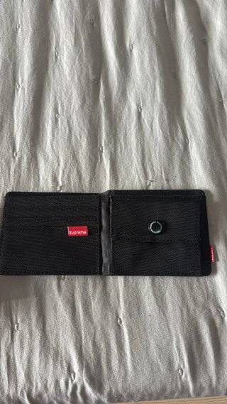 Cartera Supreme Negra