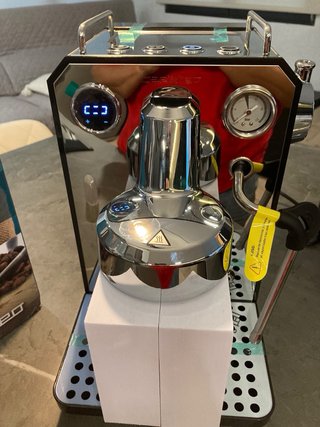 Cafetera Cecotec Baristeo Intima