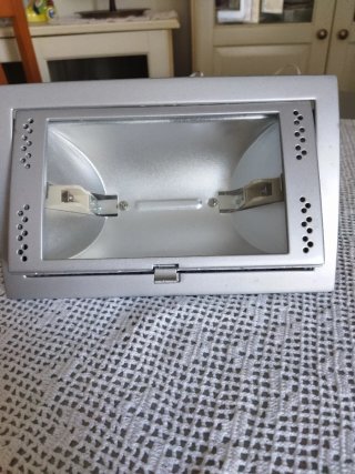 Foco empotrable orientable plateado