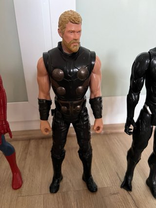 Lote de 4 Figuras de Acción Marvel