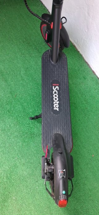 Patinete Eléctrico Scooter Negro