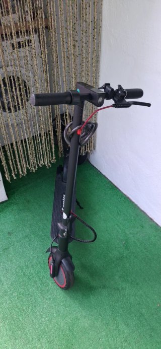 Patinete Eléctrico Scooter Negro