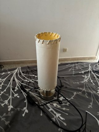 Lámpara de mesa tela y metal